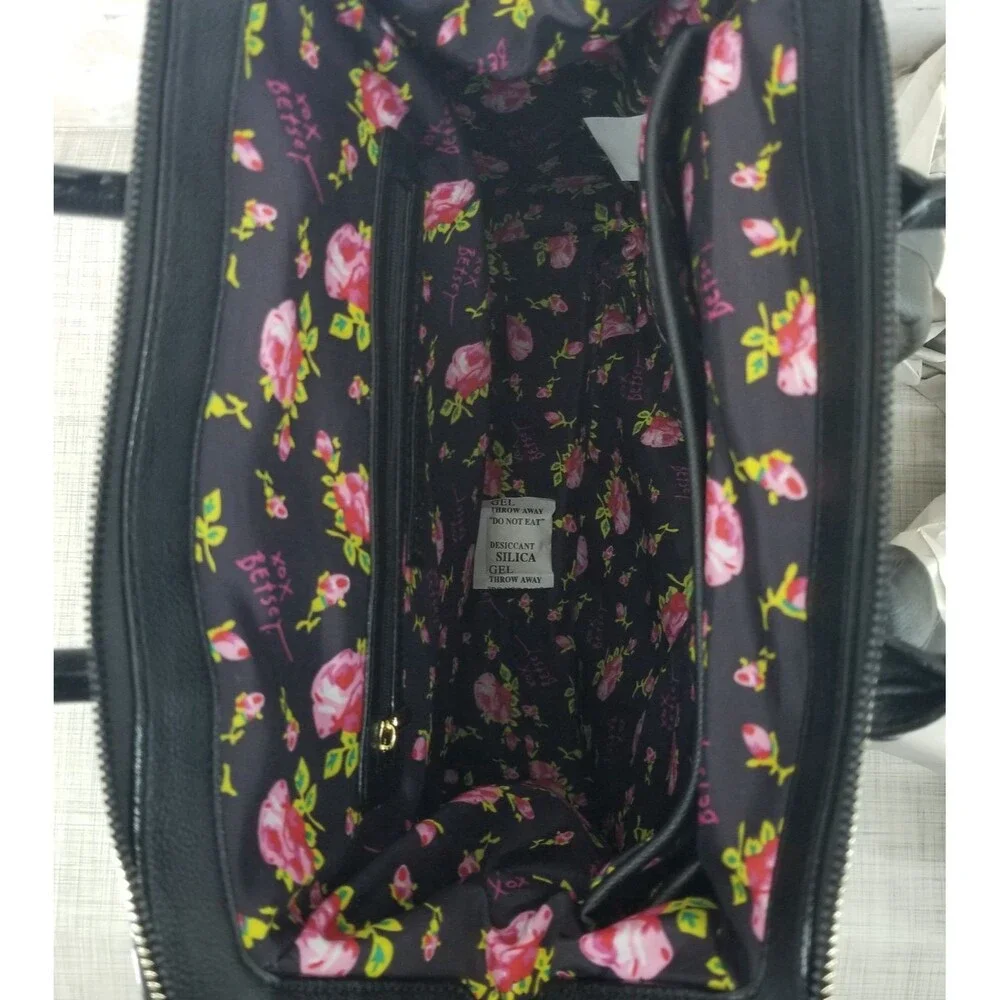 NWT Betsey Johnson Floral Print Backpack Approx 14